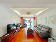 新上 楼/W位置 大三房双卫 有车位 诚意出售