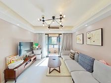 山湖湾南区 一梯一户 自住装修三房 保养好拧包入住