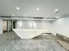 长安街地铁一号线沿线 东亿国际传媒产业园489平精装遗留出租