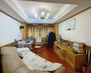 贺丞小区1室2厅1卫南朝向130.0万元/套出售