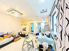 精装修电梯两房,看房方便,高区,视野好,可以看见三件套,全明