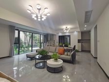 沙坪坝区 西永九号二期一组团 五房 200万