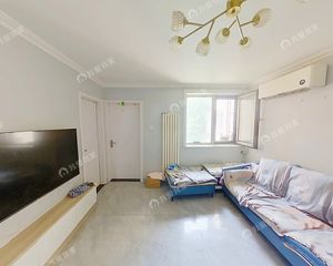 新宫地铁南1.1公里诚苑南里中间层 满五商品房诚意出售