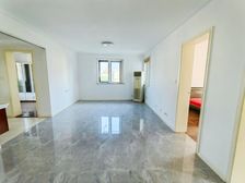 全新装修东方花园正中间3房,东边户采光好,业主换房急售!