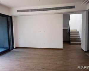 中海·新芝源境4室2厅4卫南朝向980.0万元/套出售