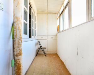 甘家口小区 出售带电梯朝东向一居室