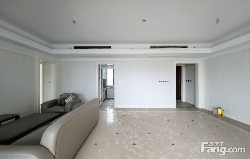 江北区 中国铁建西派城二期 四房 324.4万