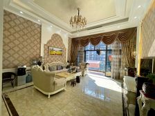 准地铁口上东国际三期 268平5居 南向豪华装修 自住保养好