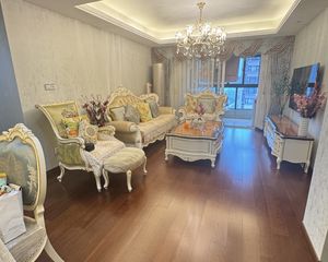 万科公园里,品质好,楼层好,环境舒适,适合居住