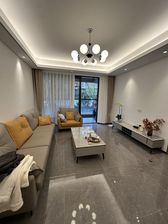 保利湖光印4室2厅2卫南朝向355.0万元/套出售