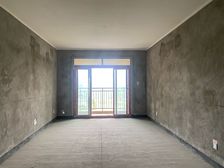 大渡口区 融创春晖十里雍和府 四房 90 万