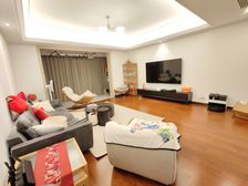 万科城蓝色东方3室2厅3卫南朝向375.0万元/套出售