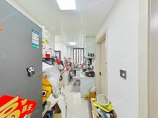 精装修南北两房,送20平天井,小区中间位置,近轨交15号