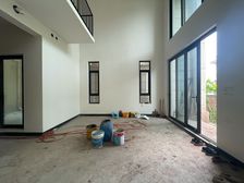 渝北区 香港置地约克郡壹号湖畔 五房 758万