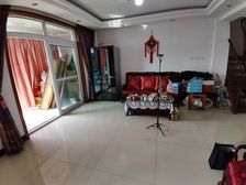 同春小区南区4室2厅2卫南朝向125.0万元/套出售