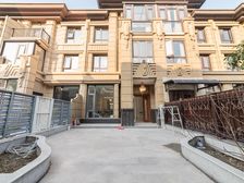 全新豪装未住!中海锦珑湾别墅区 5室带大院子带双车位 有钥匙