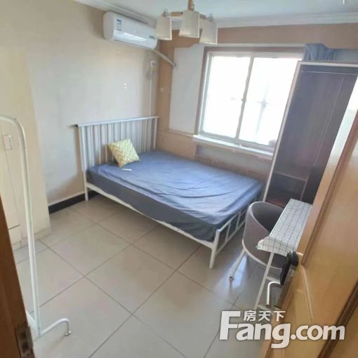  ��ɳ̲8��Ժ 3��1��1�� 85ƽ��װ�� 2600Ԫ/�� 