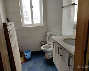 丰华名都4室2厅2卫南朝向380.0万元/套出售