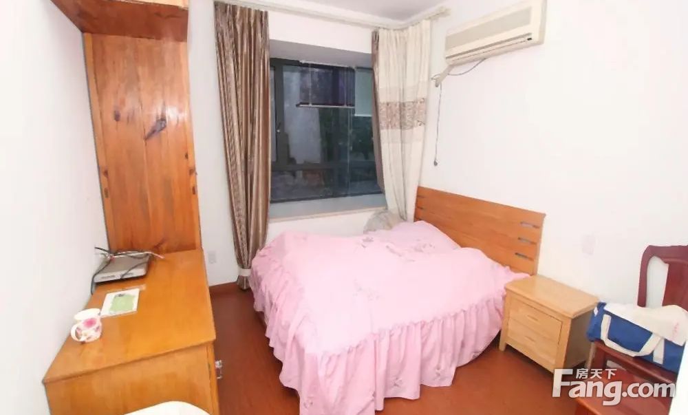 紫荆欣苑新上4房业主很诚心价格可以协商期待有缘人