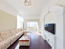 新上 边户挑高3.1米 客厅带阳台 采光好 满五