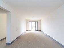 绿都万和城九区 4室2厅 毛坯出售价格可谈