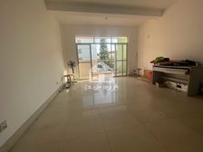 通业平安佳园4房2厅精装