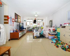 天通苑西一区 电梯高层 全明户型 双卫三居户型方正没有浪费