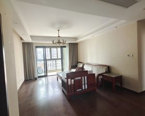 万象华府一期4室2厅2卫南朝向420.0万元/套出售