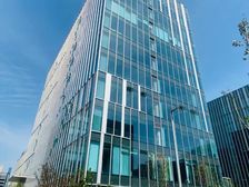 宝龙广场办公室89㎡到140㎡办公室,免费班车接送到地铁站