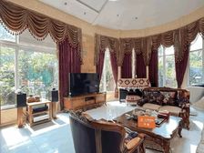 香樟林豪装独栋,二线湖景视野好,装修保持新,一亩大花园。