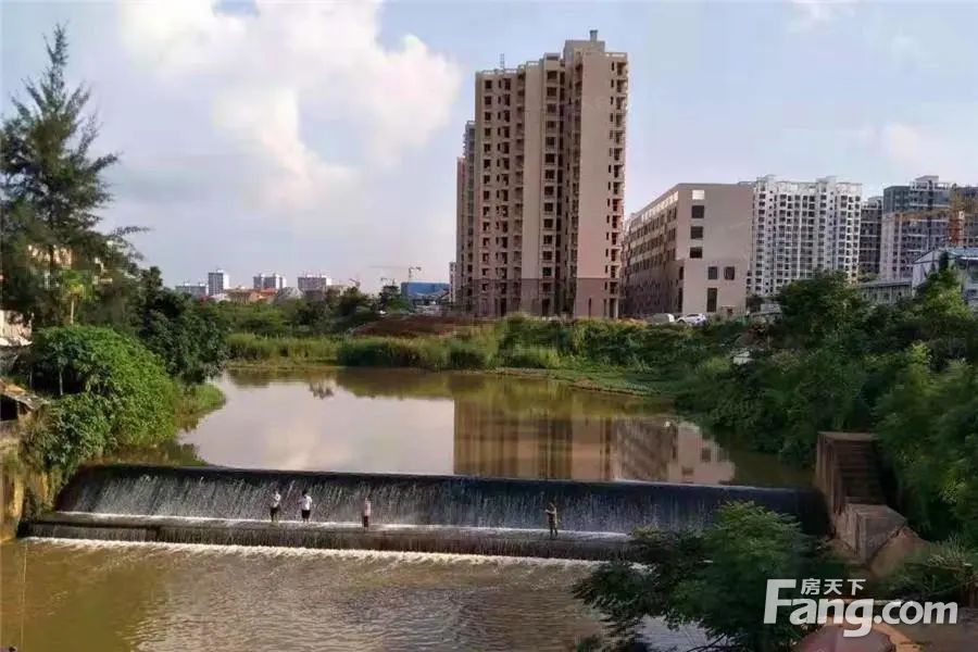 小区相关图