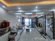 电梯房 满两年 精装 南北通透 89平 房东急置换 诚心出售