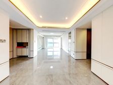 滨江誉品 品质标杆小区,196平19楼东首,全新精装未住人