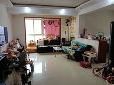 九曲小区一期4室2厅2卫南朝向150.0万元/套出售