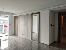 开发商精装修交付的,视野开阔,双阳台