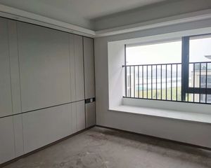 杨柳映月4室2厅2卫南朝向150.0万元/套出售