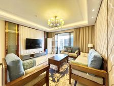 荣和公园大道 5房2厅380万