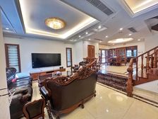 正南莫奈庄园4室3厅精装修