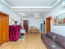 9号佘山站,满五唯.一 税费少 高楼层 诚意出售 看房随时