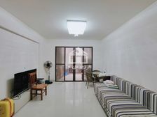 英华大桥 和居邕江郡 3房2厅 67万 南北朝向