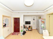 看房找小吴主做市实小本部,手里有大量底价房源了解周边欢迎咨询