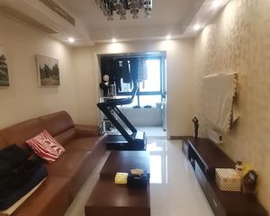 丽雅苑3室2厅2卫南朝向258.0万元/套出售