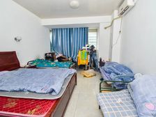 7号线地铁口 永泰名苑 满5年 70年产权