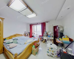 紧邻青年路大悦城 满五年一套 南北通透 一梯2户