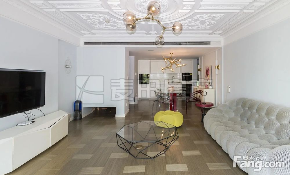 出售 华贸公寓 2室 南北 简装修,北京朝阳大望路华贸公寓二手房 两室