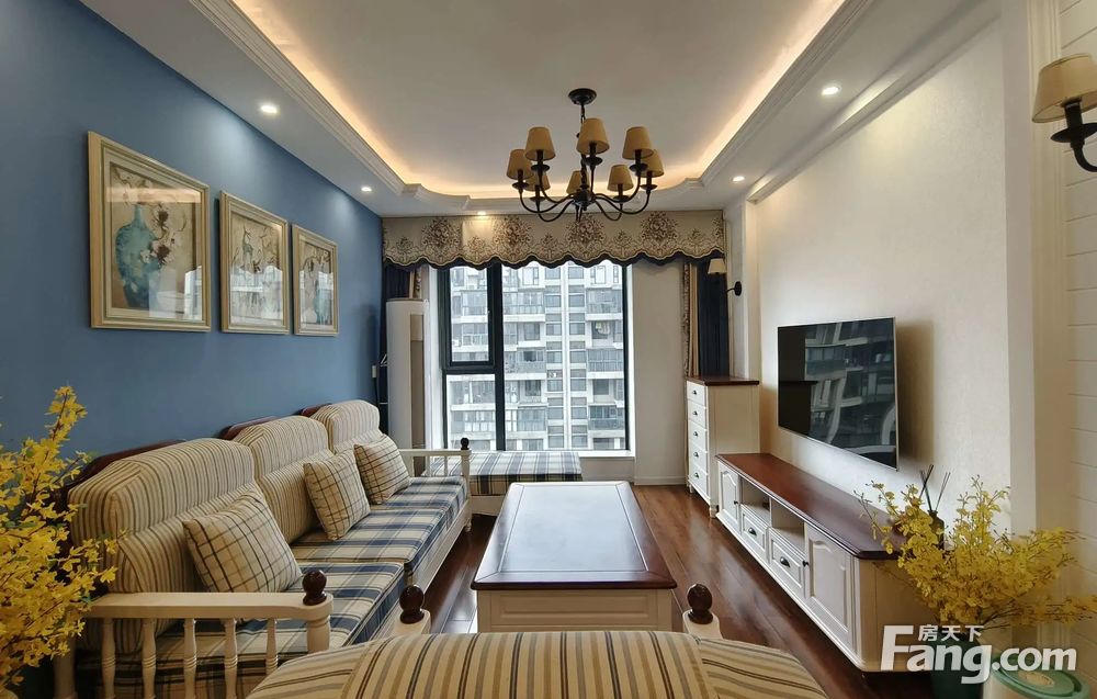 凯德风尚2室1厅精装修高层采光好