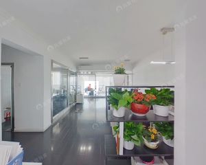 新上 白石桥中关村南大街34号2000年楼龄 70年住宅
