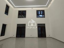 金源城中央墅 5房700万