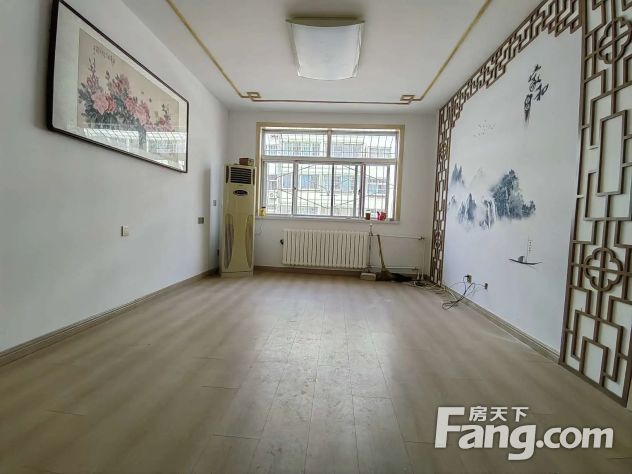 九龙山村小区3室10773平房屋价值分析报告