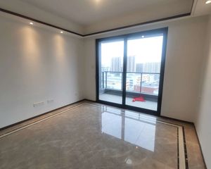 保利天悦三期3室2厅2卫南朝向249.0万元/套出售